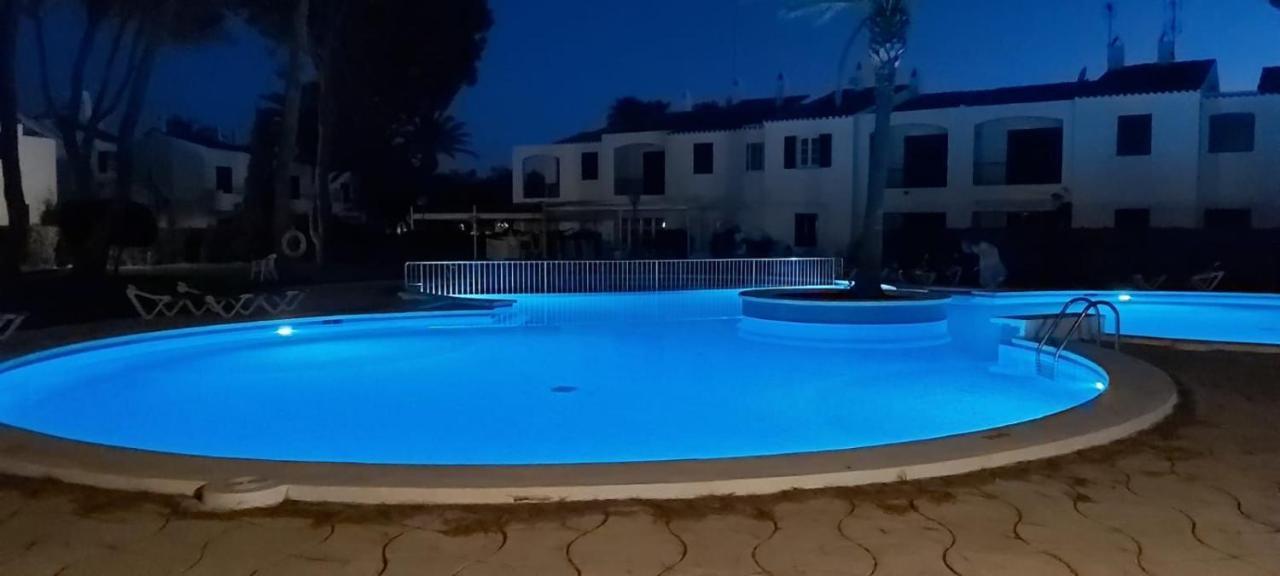 Apartamentos Playa Park Brisas Son Xoriguer Кала-ен-Бош Екстер'єр фото