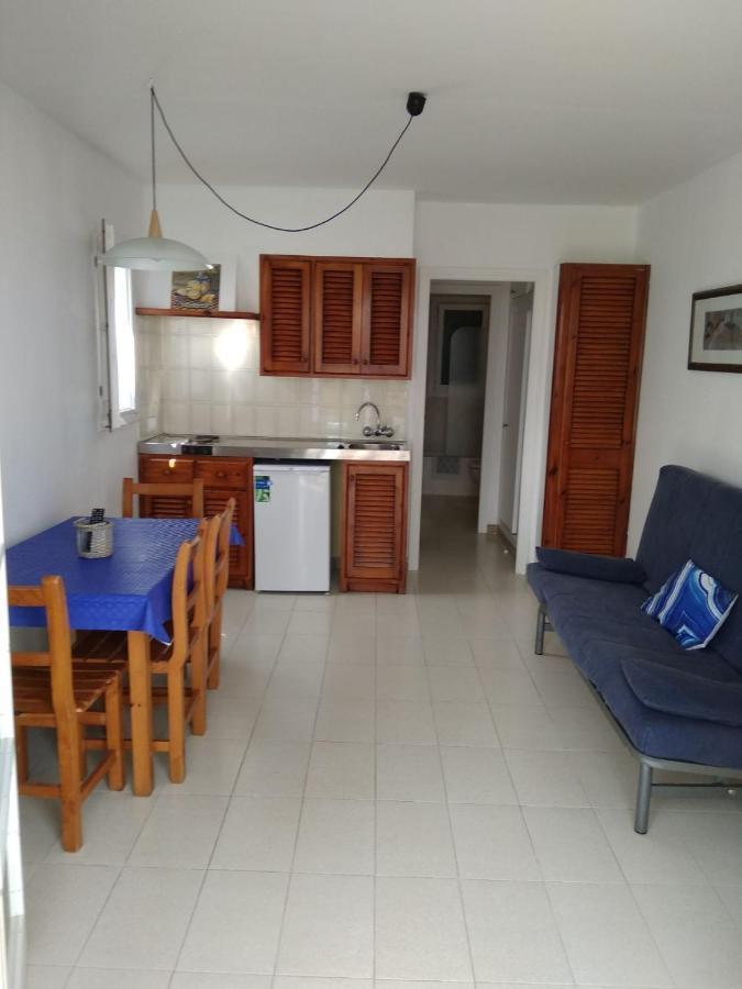 Apartamentos Playa Park Brisas Son Xoriguer Кала-ен-Бош Екстер'єр фото